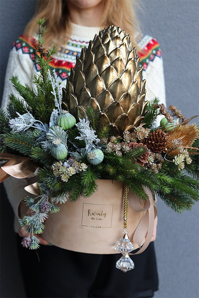 Goldenia, flowerbox świąteczny z karczochem