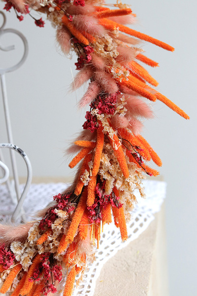 Pomarańczowa Wielkanoc, dekoracyjny wianek z suszem