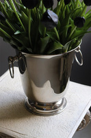 Cooler Black Tulips, nowoczesna wiosenna dekoracja