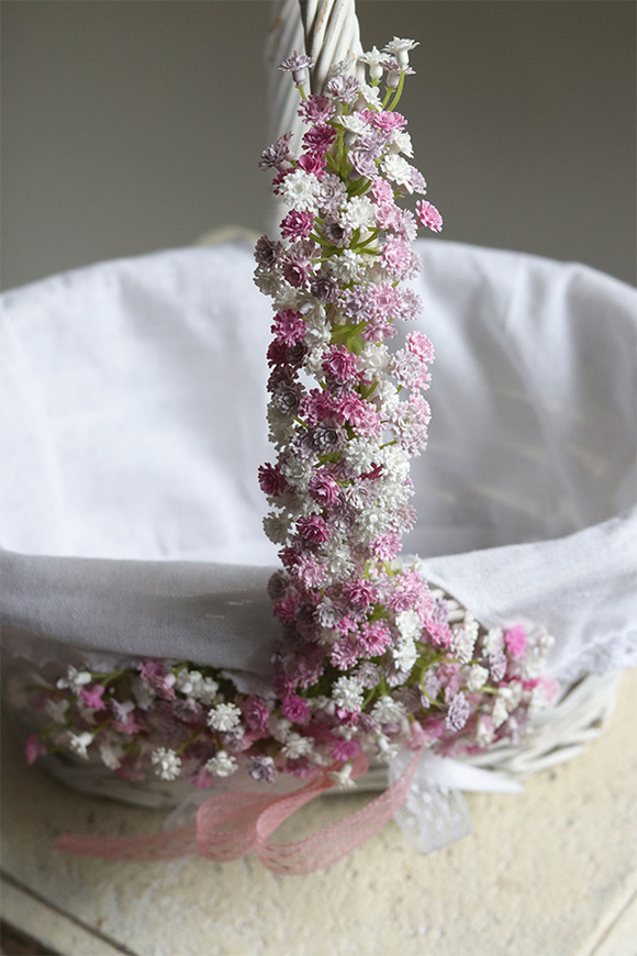 Kaszka Pastella 2, dekorowany koszyczek wielkanocny z serwetką