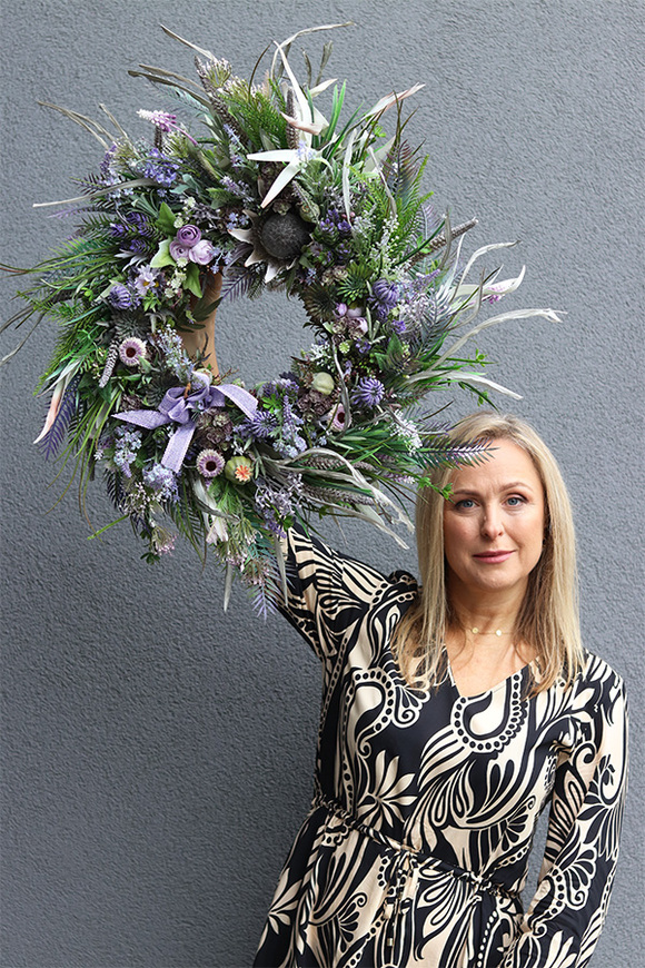 Violetina, wianek na drzwi z lawendą