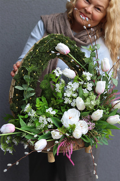 Easter Doriana, dekoracja nagrobna z tulipanami, wys.50/66cm