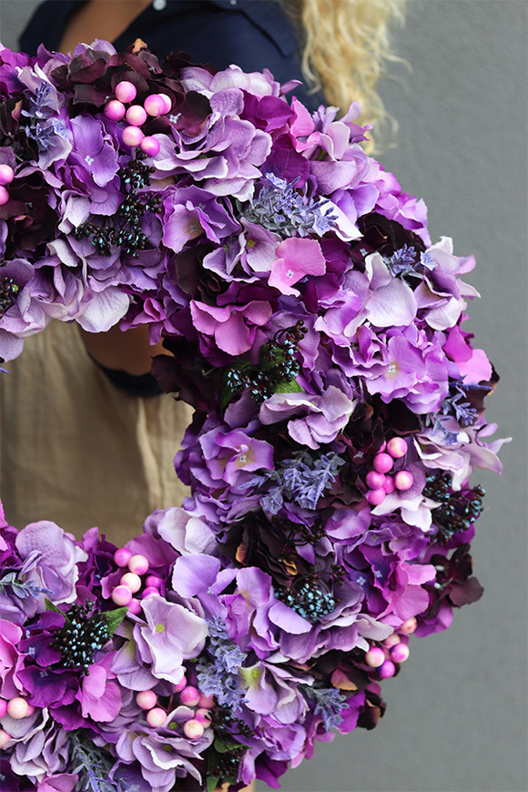 bogaty wianek z fioletowych hortensji, Betti Extra