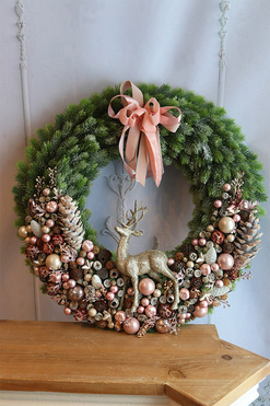 świąteczny wianek, Pudrovy Renifer Gold Big, śr.60cm