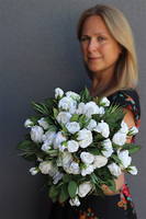 Różane Motyle, kompozycja nagrobna w okrągłej misie, wym.25x30cm 