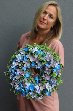 Kelita Blue, wianek dekoracyjny z hortensjami, śr.30cm  