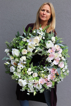 duży wieniec nagrobny z orchideą, Ydeal 3, śr.66cm