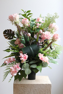 OD RĘKI Nylona, bukiet nagrobny we wkładzie, dł.64cm