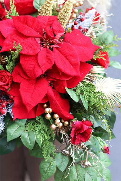 Red Winter, komplet dekoracji nagrobnych