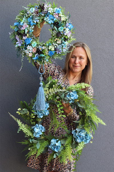 wianek z chwostem na Twoje drzwi, Manfredo Excelsior