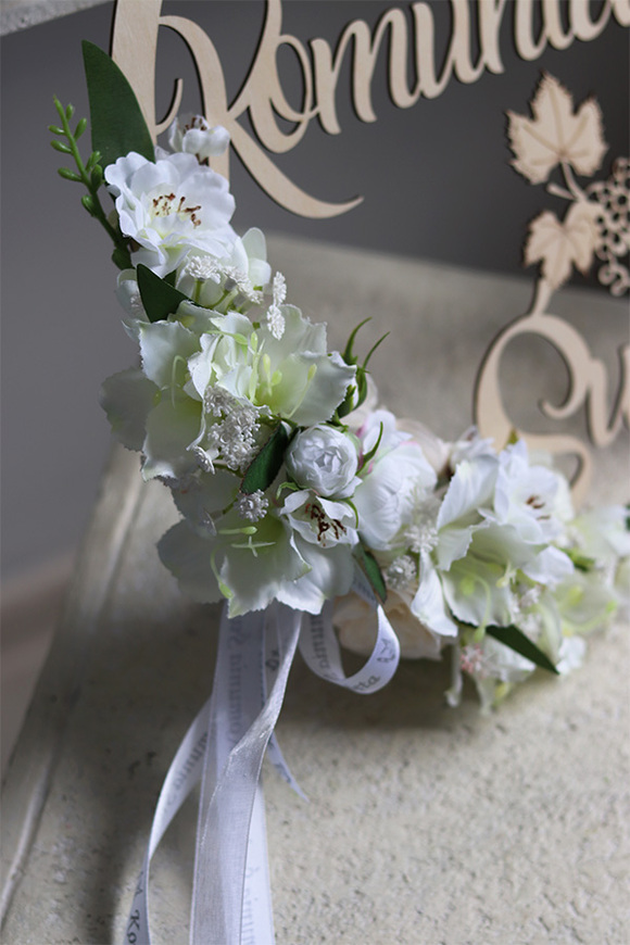 Pierwsza Komunia Święta, wianek dekoracyjny z napisem