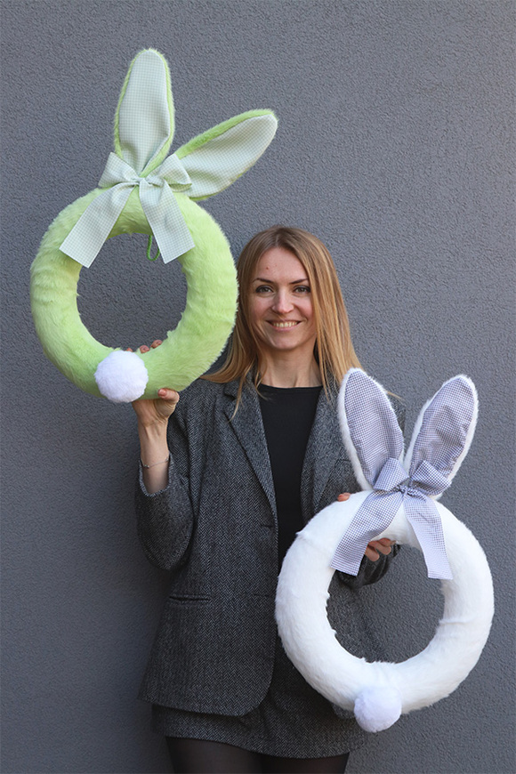 Słodki Króliczek, wianek zawieszka na drzwi