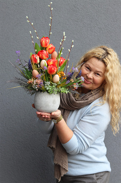 Moreliana, stroik wielkanocny z tulipanami, wys.59cm 