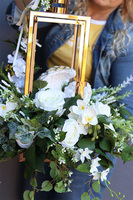 Angelo Garden Goldi, kompozycja nagrobna ze złotym lampionem