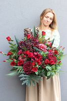  Gretlo Red, elegancka kompozycja nagrobna, dł.80cm 