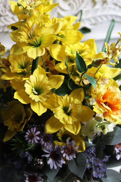 Słoneczna Pogoda, dekoracja nagrobna w koszu