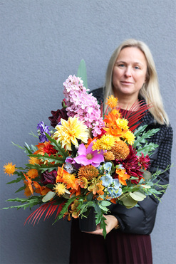 Janina Jesienna, bukiet nagrobny we wkładzie do flakonu, dł.52cm