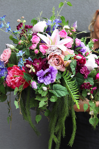 Gretti Volcan, kompozycja nagrobna w misie