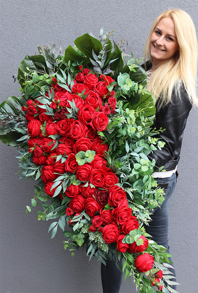 Czerwona Łuna, wiązanka nagrobna, dł.130cm 
