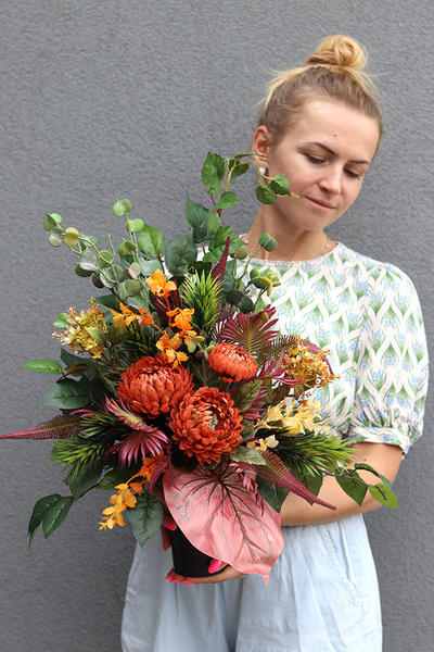 Aurena, bukiet nagrobny we wkładzie, dł.53cm