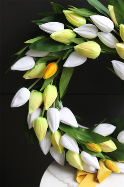 bardzo elegancki wianek z tulipanów, Witaj Wiosno Nova, śr.47cm  