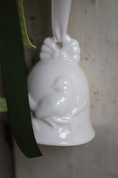 asymetryczny wiosenny wianek z dzwonkiem, Springita, śr.34cm  