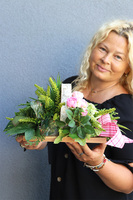 Nelida Angels, dekoracja nagrobna na plastrze drewna