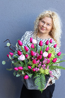 Tulippe Amarant Volcan, komplet dekoracji nagrobnych