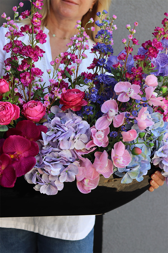 Bellrose Laos, kompozycja w ceramicznej łódce 