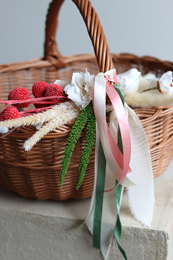 OD RĘKI Leosia, dekorowany koszyczek wielkanocny, wys.26cm 