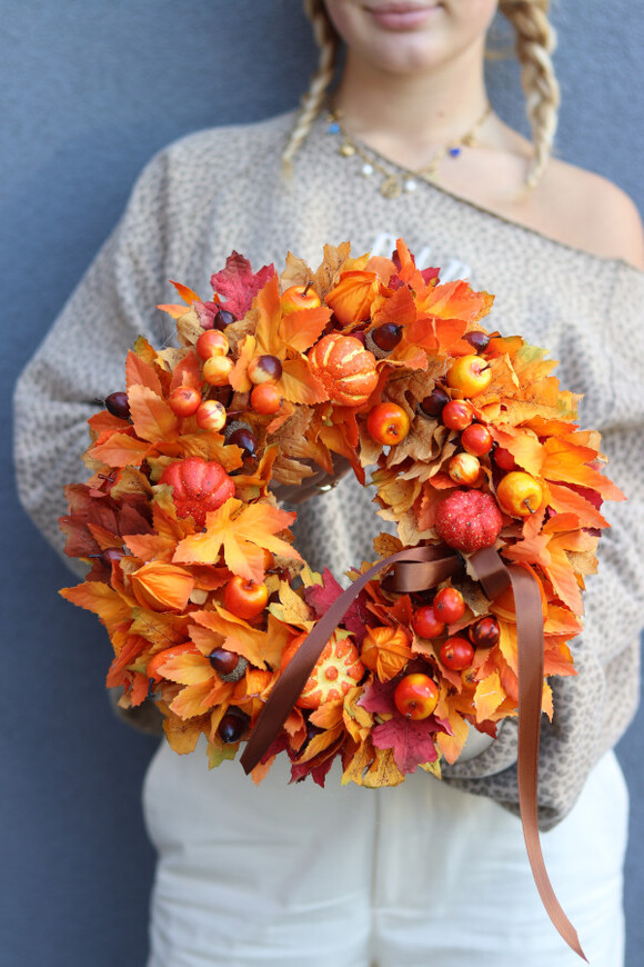 Septiembre, jesienny wianek z żołędziami