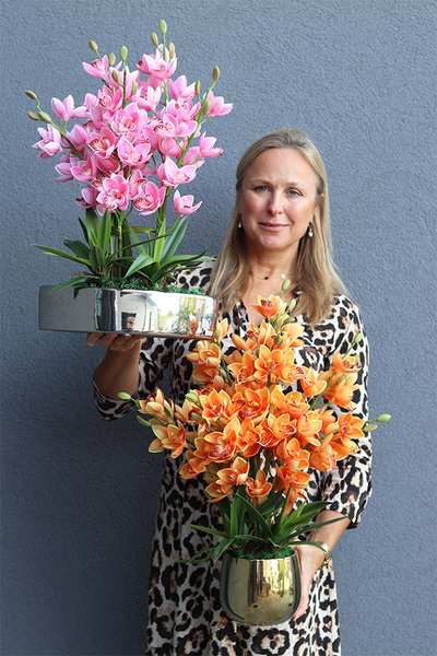 Barbie Manfredo, sztuczny storczyk w doniczce