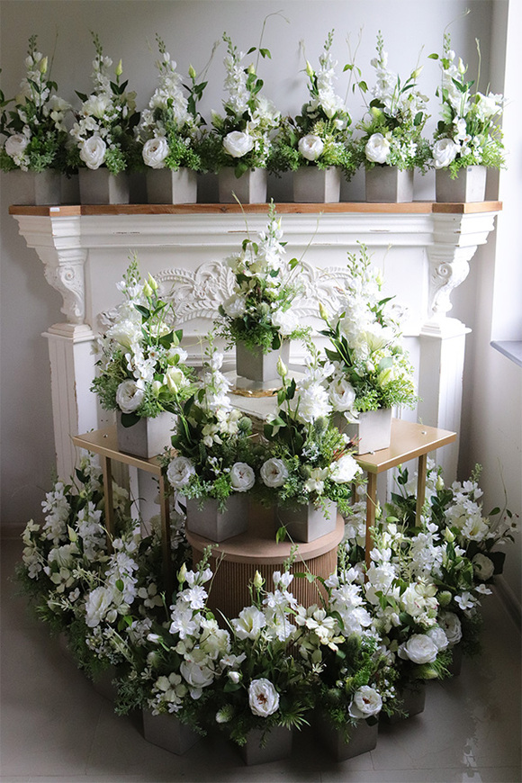 Luizjana Concrete 2, kompozycja kwiatowa, wys.49cm