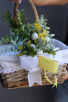 dekorowany koszyczek wielkanocny z serwetką, Yellow Spring