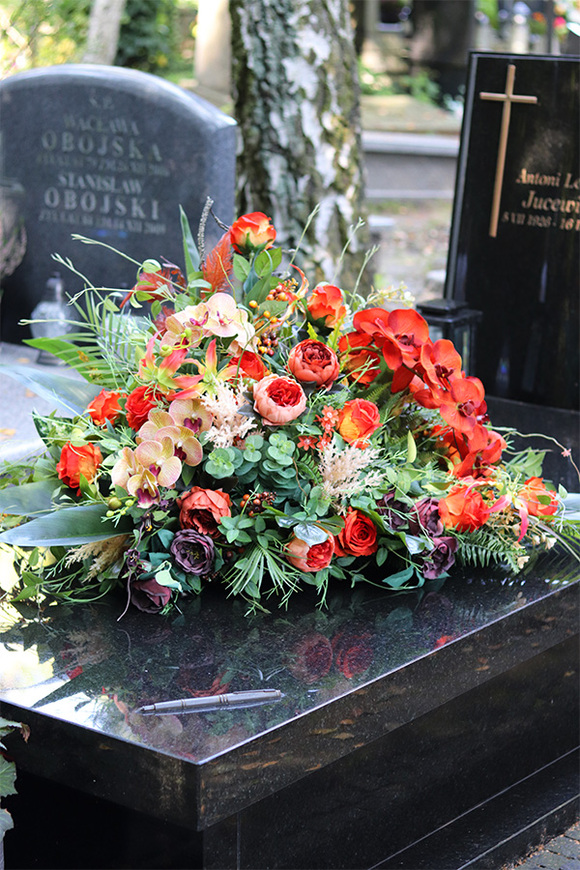 wiązanka nagrobna Orangita , dł.100cm