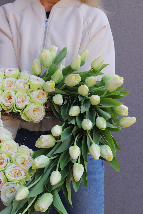 Lovely Tulips, komplet dekoracji nagrobnych