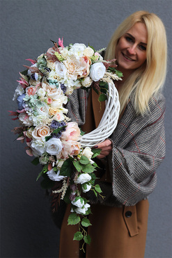 Belladonna 2, asymetryczny wianek do powieszenia, dł.63cm  