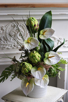 Terene Anturium, kompozycja kwiatowa z proteą