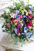 Wichrowe Wzgórza Summer, delikatny wiosenny wianek