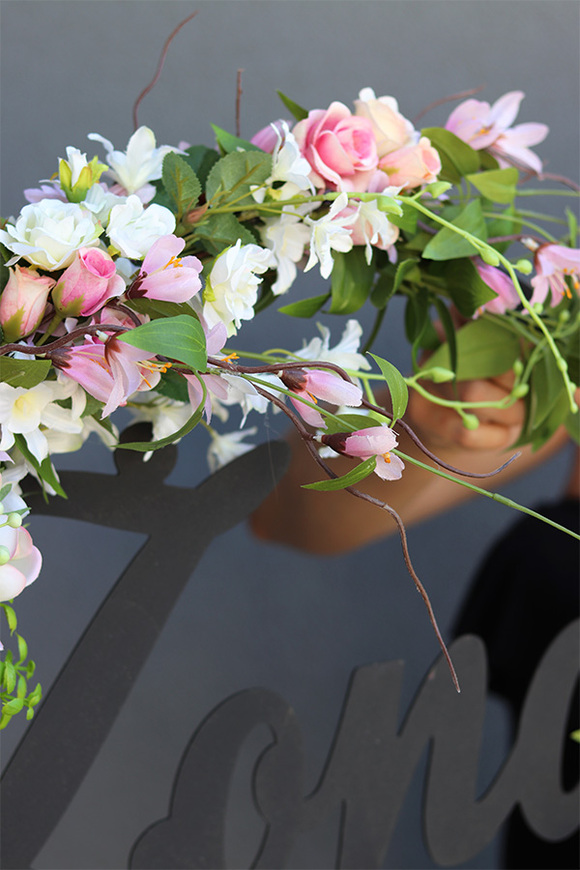 Berano, koło kwiatowe z napisem, Żona, śr.50cm 