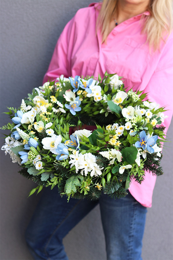 Herita, wiosenny wieniec nagrobny