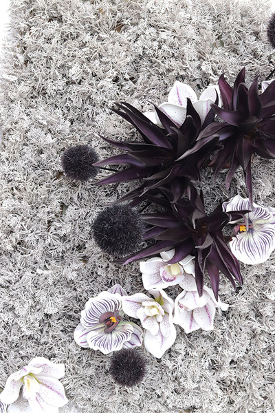 Black Dekor Hotels, czarna jednostronna rama kwiatowa