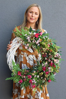 Delicja Wiosenna, asymetryczny wianek na drzwi