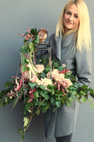 Angelo Garden Cream, lampion nagrobny z kwiatami