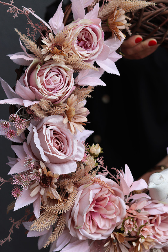 wianek z asymetryczną dekoracją i ptaszkiem, Pink Tredia