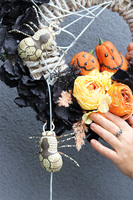 Halloween C, efektowny wianek na drzwi, śr.42cm 