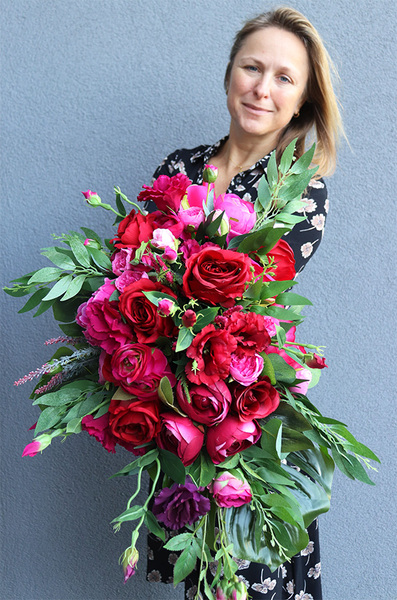 Yrena Fuksja, ciemno-różowy bukiet nagrobny, dł.70cm