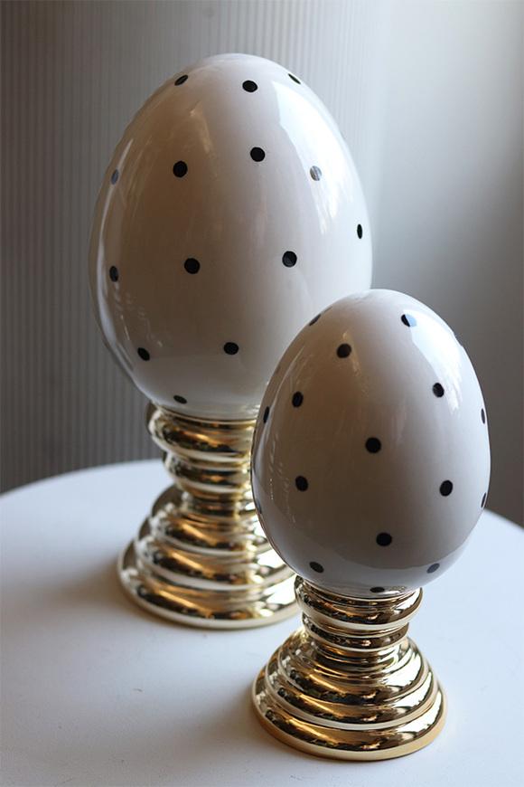 Wednesday Easter Dots, jajko wielkanocne figurka