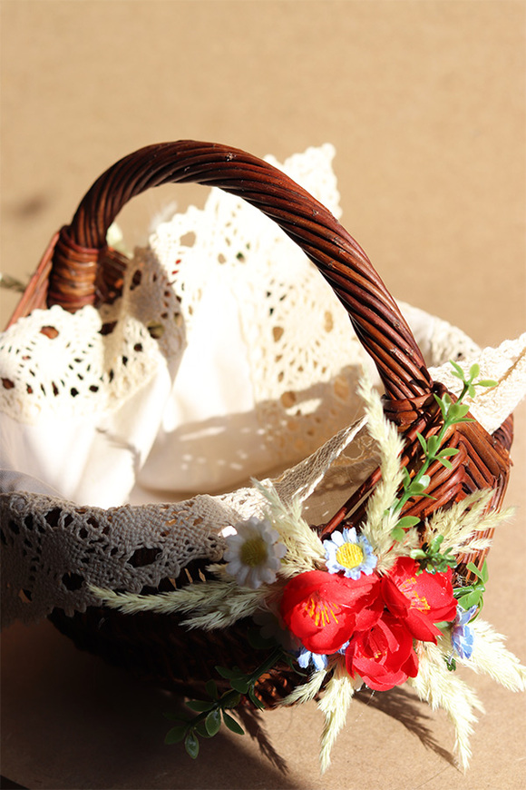 Mazuria Mini, dekorowany koszyczek wielkanocny