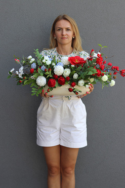 Polonijna, kompozycja kwiatowa w donicy, wym.80x30x35cm